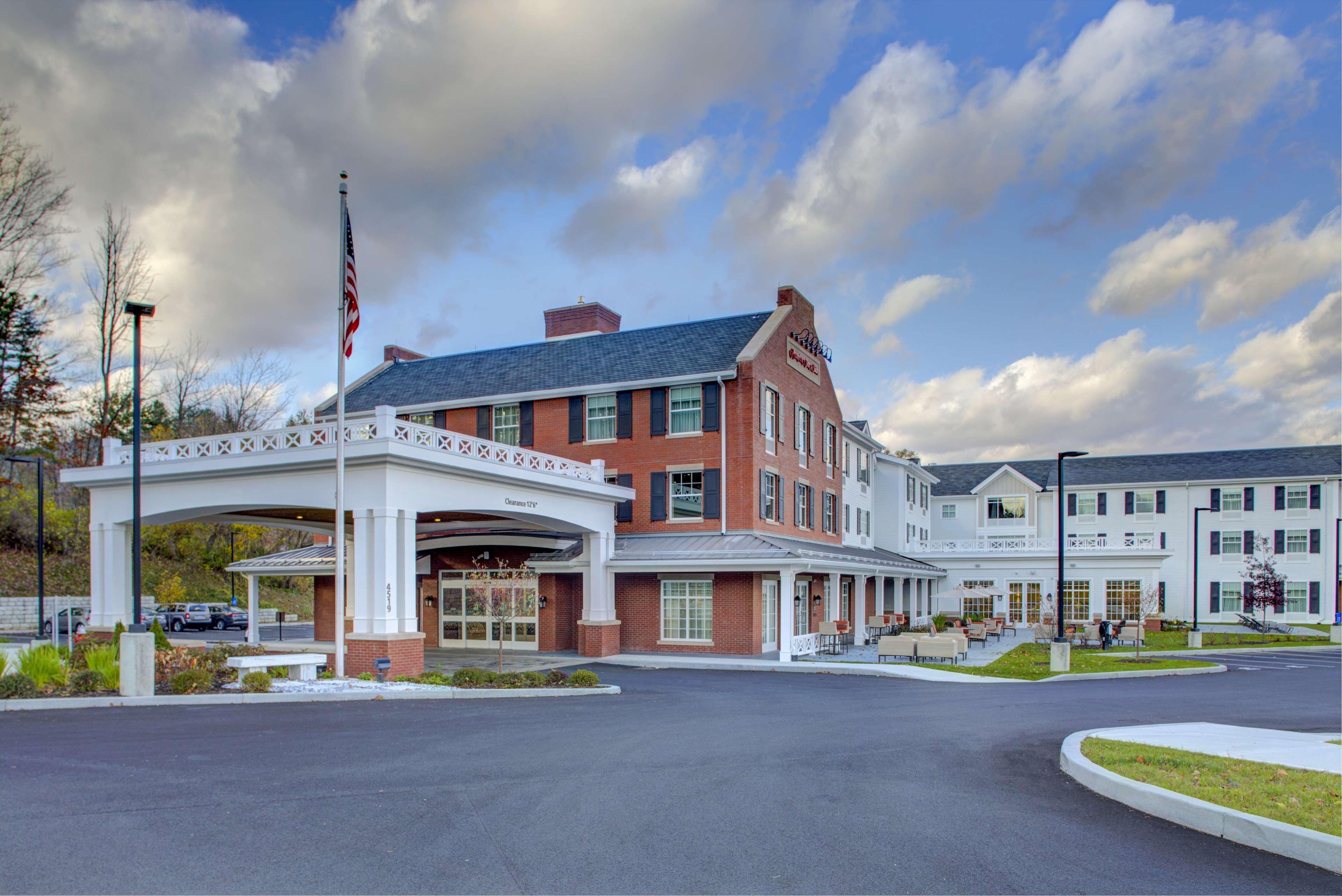 Hampton Inn & Suites Manchester, Vt Exterior foto